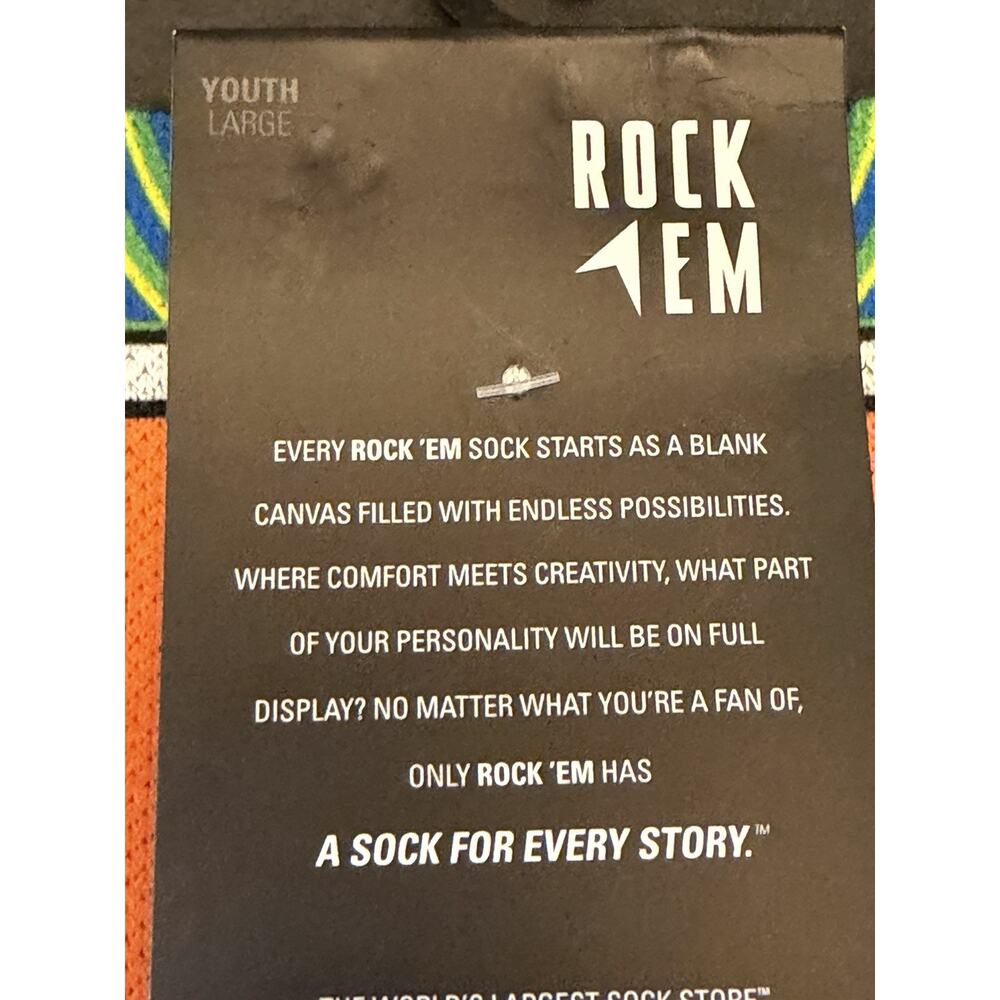 NWT San Diego Comic Con SDCC Official Rock ‘EM Socks~Comic Strip Yth L 2-5.5 - Picture 7 of 10